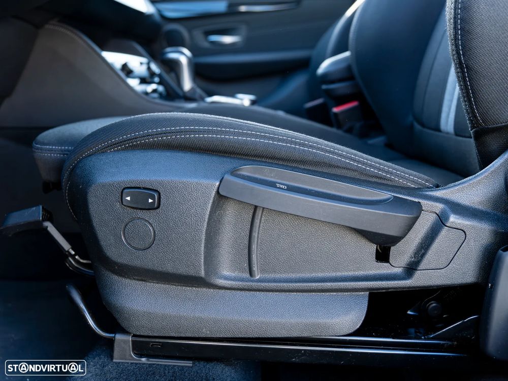 BMW 216 Gran Tourer d Aut. Sport Line - 13