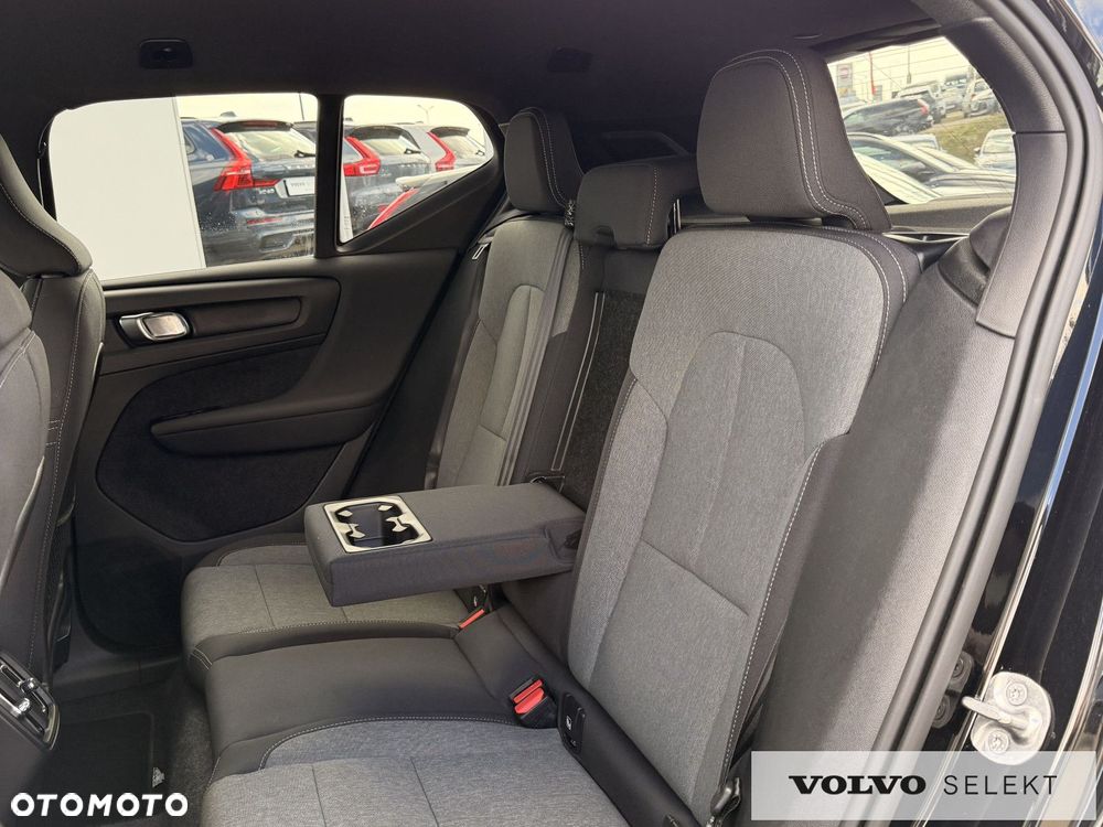 Volvo XC 40 - 22