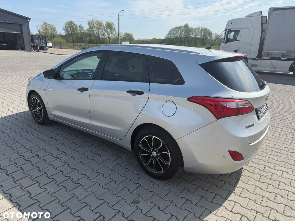 Hyundai i30 1.4 Fifa World Cup Edition - 6