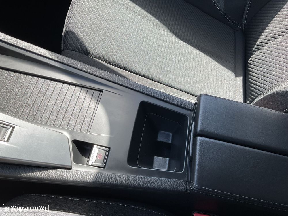 Peugeot 308 1.5 BlueHDi Active Pack EAT8 - 29