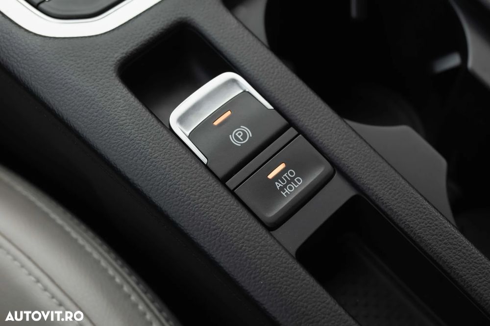 Volkswagen Passat 2.0 TDI DSG Highline - 26