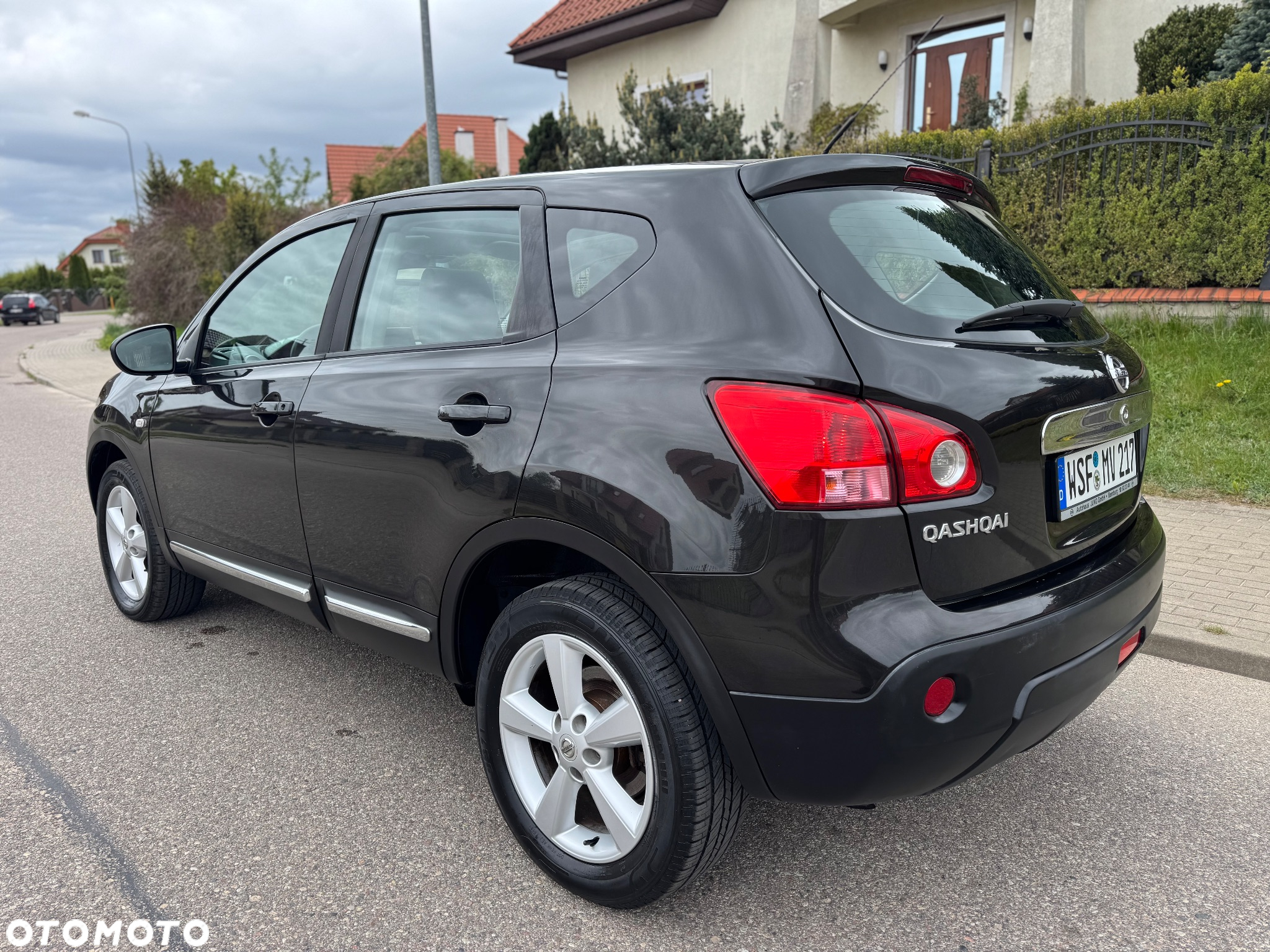 Nissan Qashqai 2.0 4x4 Tekna Premium - 5