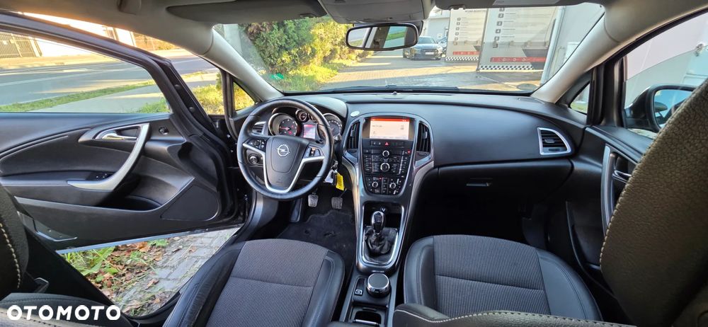 Opel Astra 1.7 CDTI DPF Exklusiv - 33