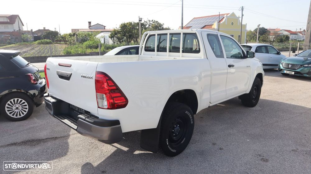 Toyota Hilux - 6