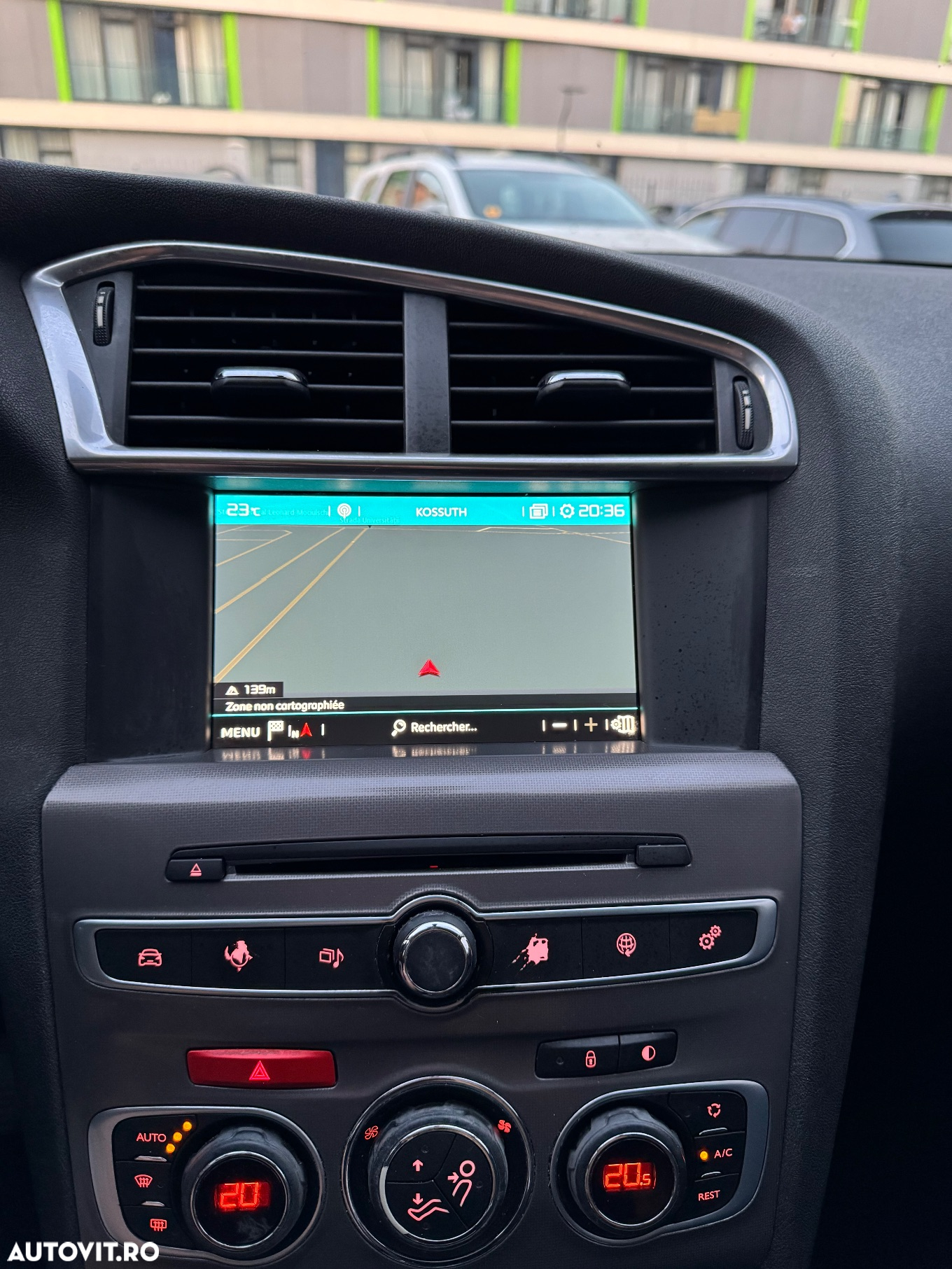 Citroën C4 BlueHDi 120 Stop&Start EAT6 Shine - 31