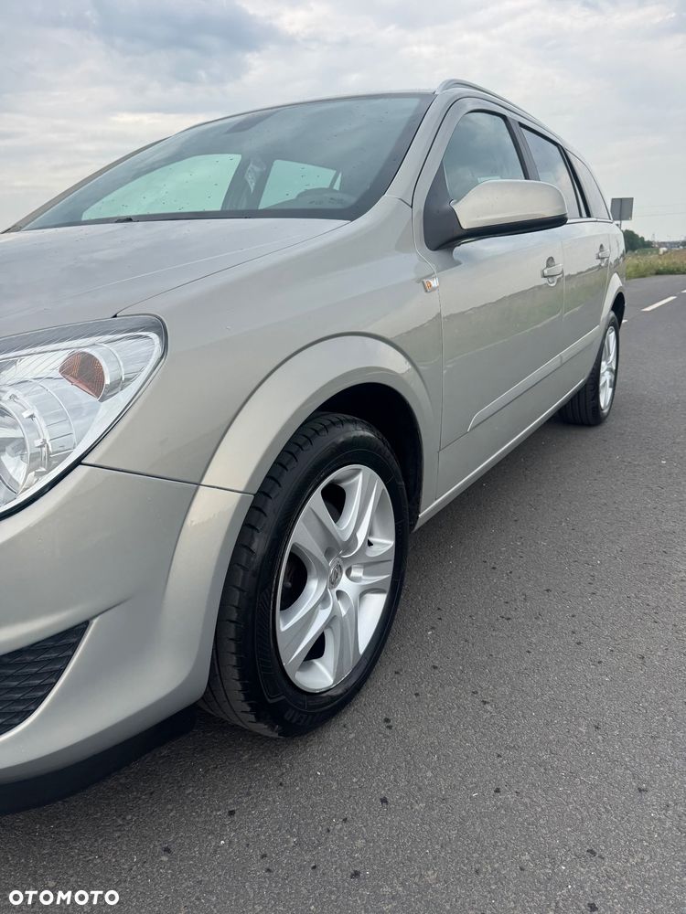 Opel Astra 1.6 Edition - 19