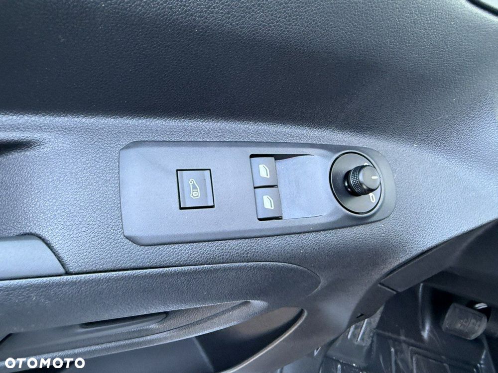 Toyota Proace City - 32