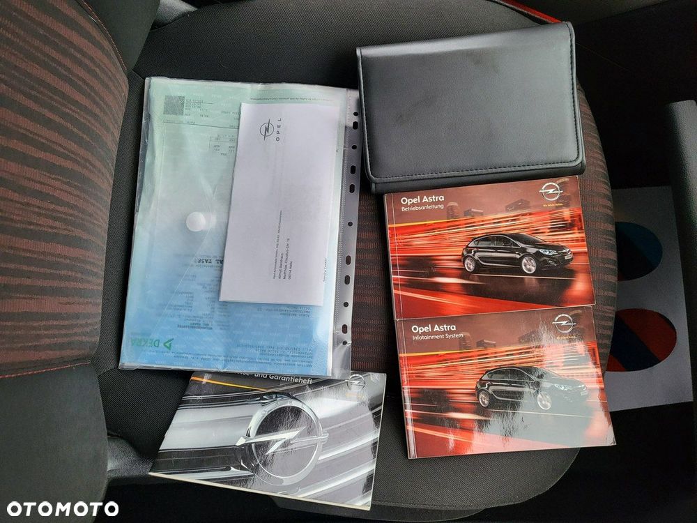 Opel Astra - 35