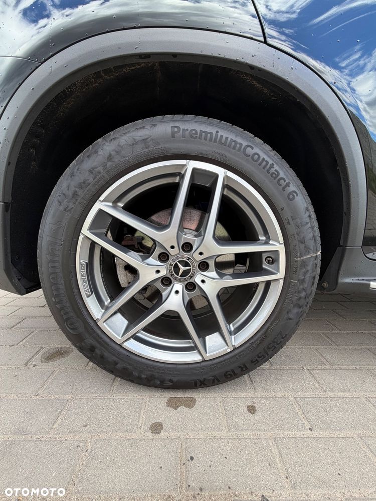 Mercedes-Benz GLC - 9