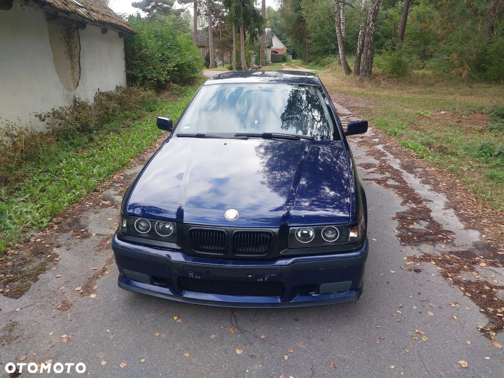 BMW Seria 3 316i - 1