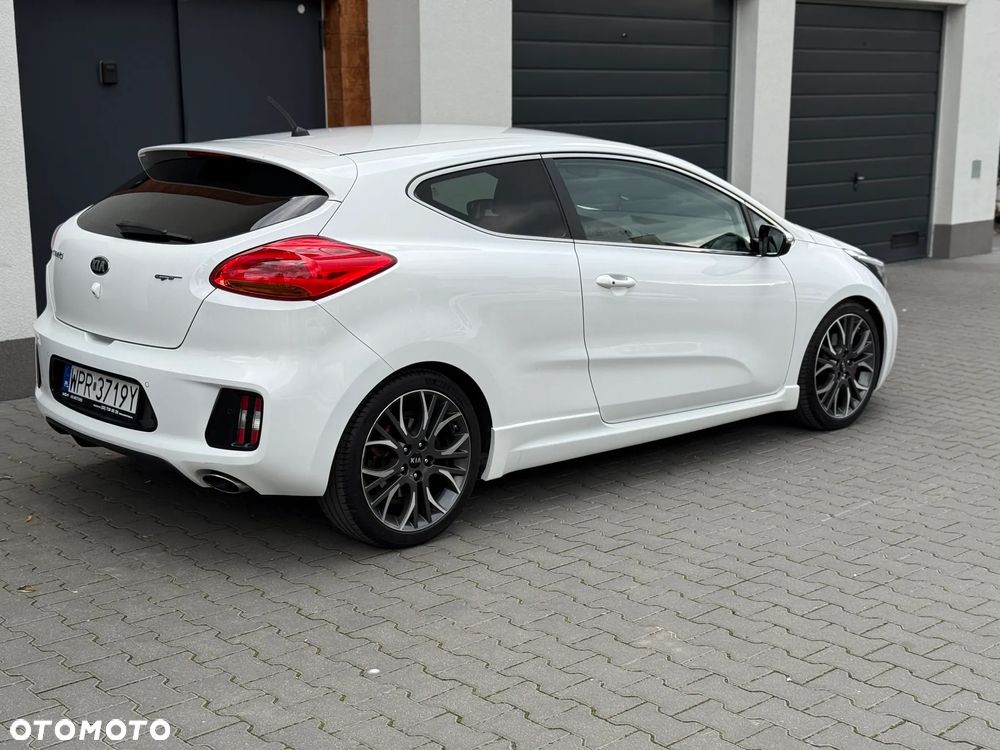 Kia Ceed Cee'd 1.6 T-GDI GT - 4