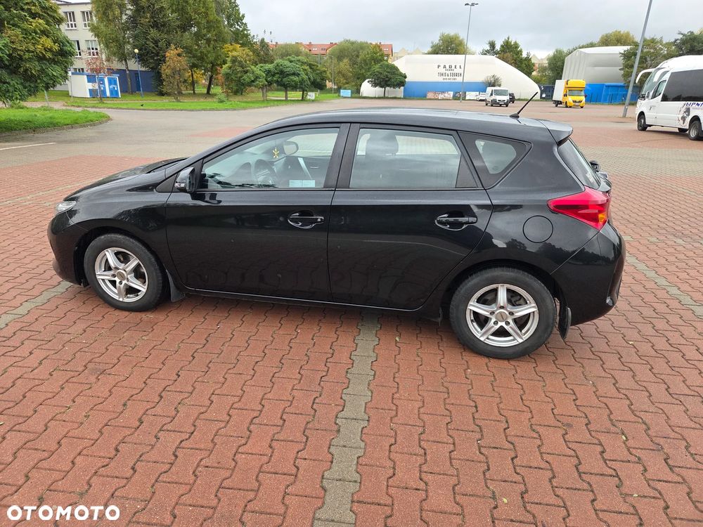 Toyota Auris 1.4 D-4D 2010 - 4
