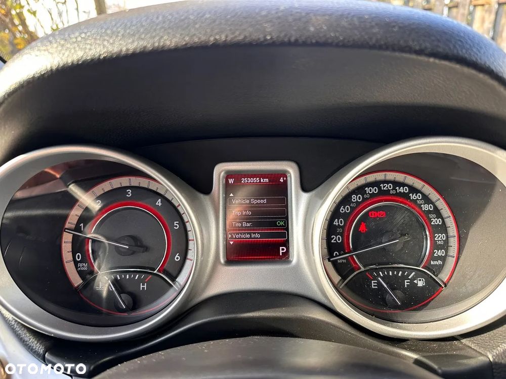 Fiat Freemont 2.0 Multijet Lounge AWD - 11