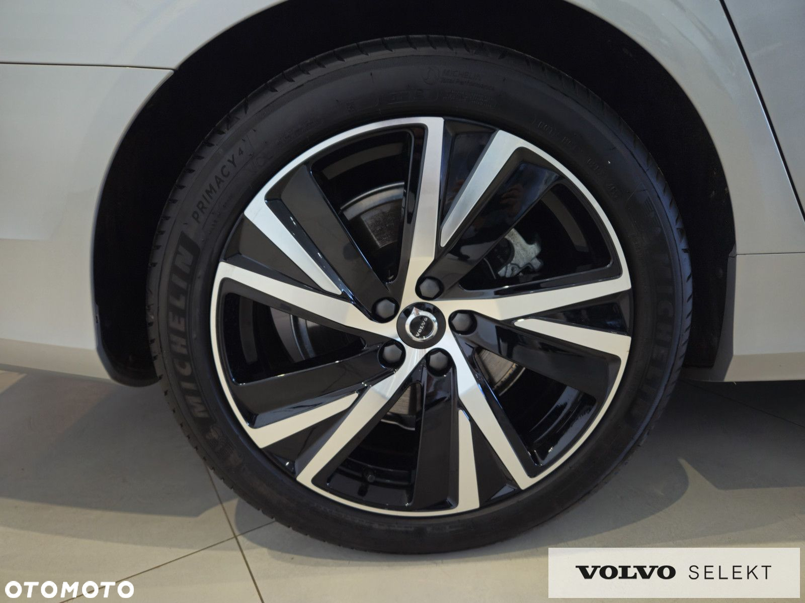 Volvo S90 - 33