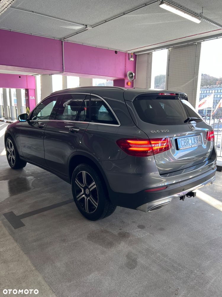Mercedes-Benz GLC 300 4Matic 9G-TRONIC - 7