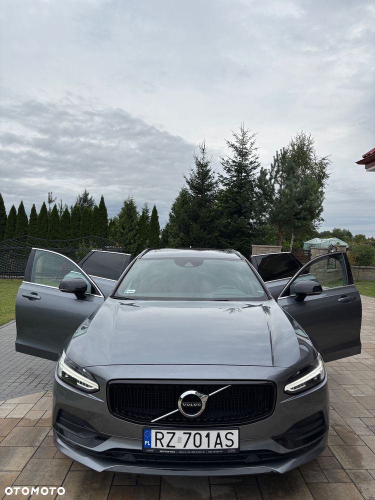 Volvo V90 D5 AWD Momentum - 17