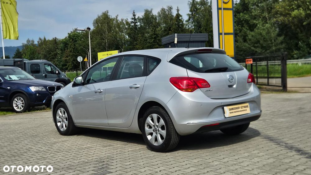 Opel Astra 1.6 Enjoy - 5