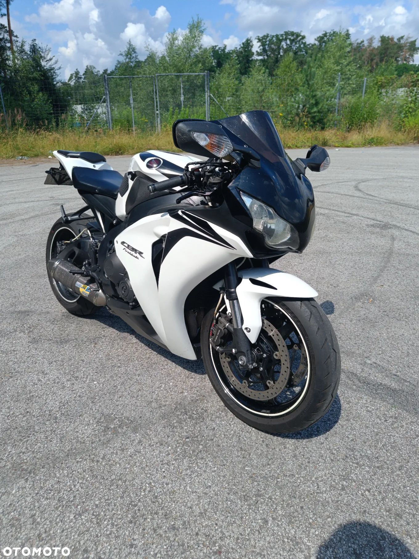 Honda CBR - 1