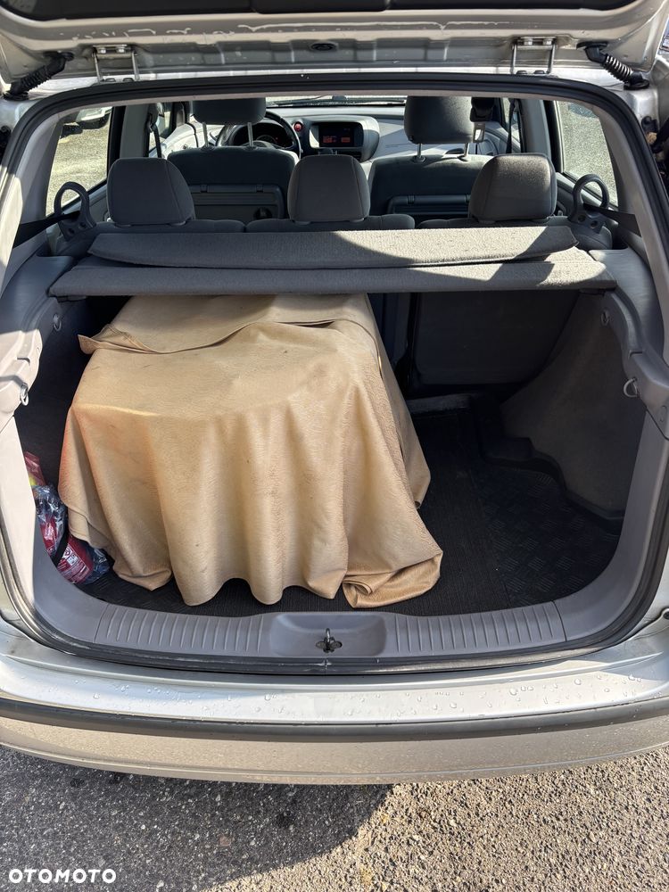Nissan Almera Tino 1.8 Acenta - 24