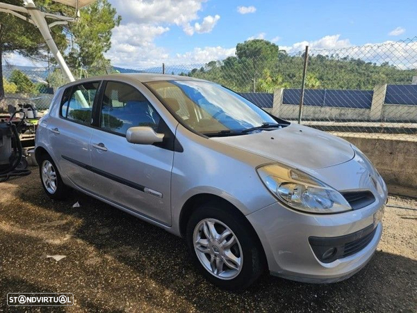 Renault Clio 1.2 16V Rip Curl