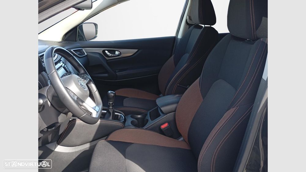 Nissan Qashqai 1.3 DIG-T N-Motion - 11