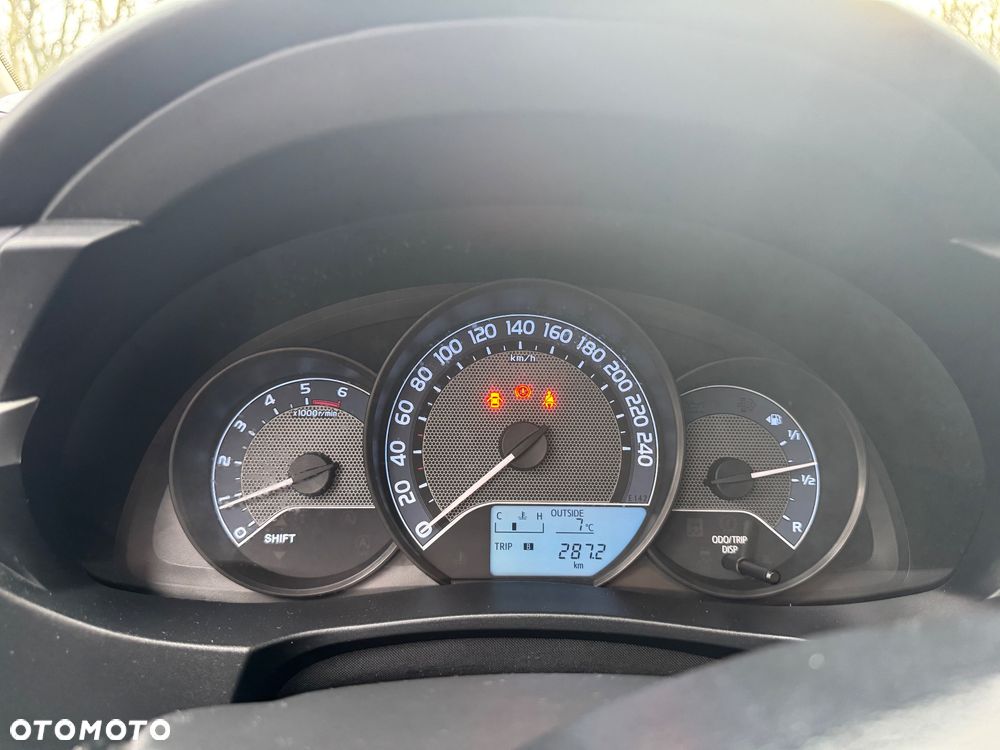 Toyota Corolla 1.4 D-4D Comfort - 10