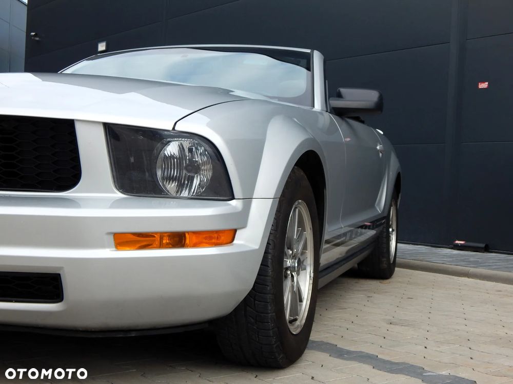 Ford Mustang - 19