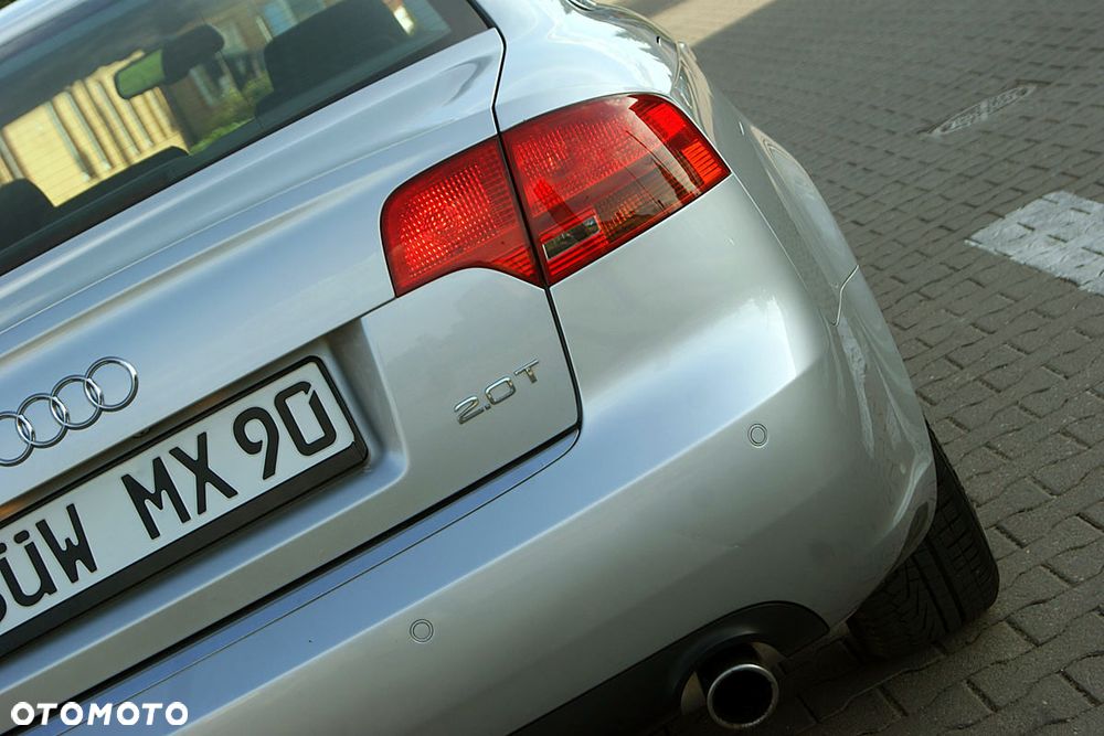 Audi A4 Limousine - 23
