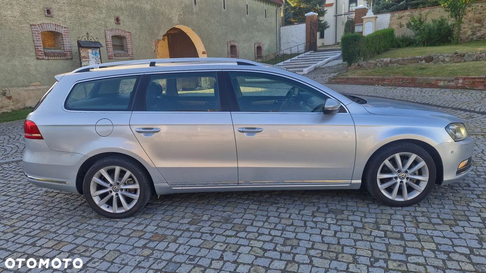 Volkswagen Passat 2.0 TDI 4Motion BlueMotion Technol Business Edition - 8