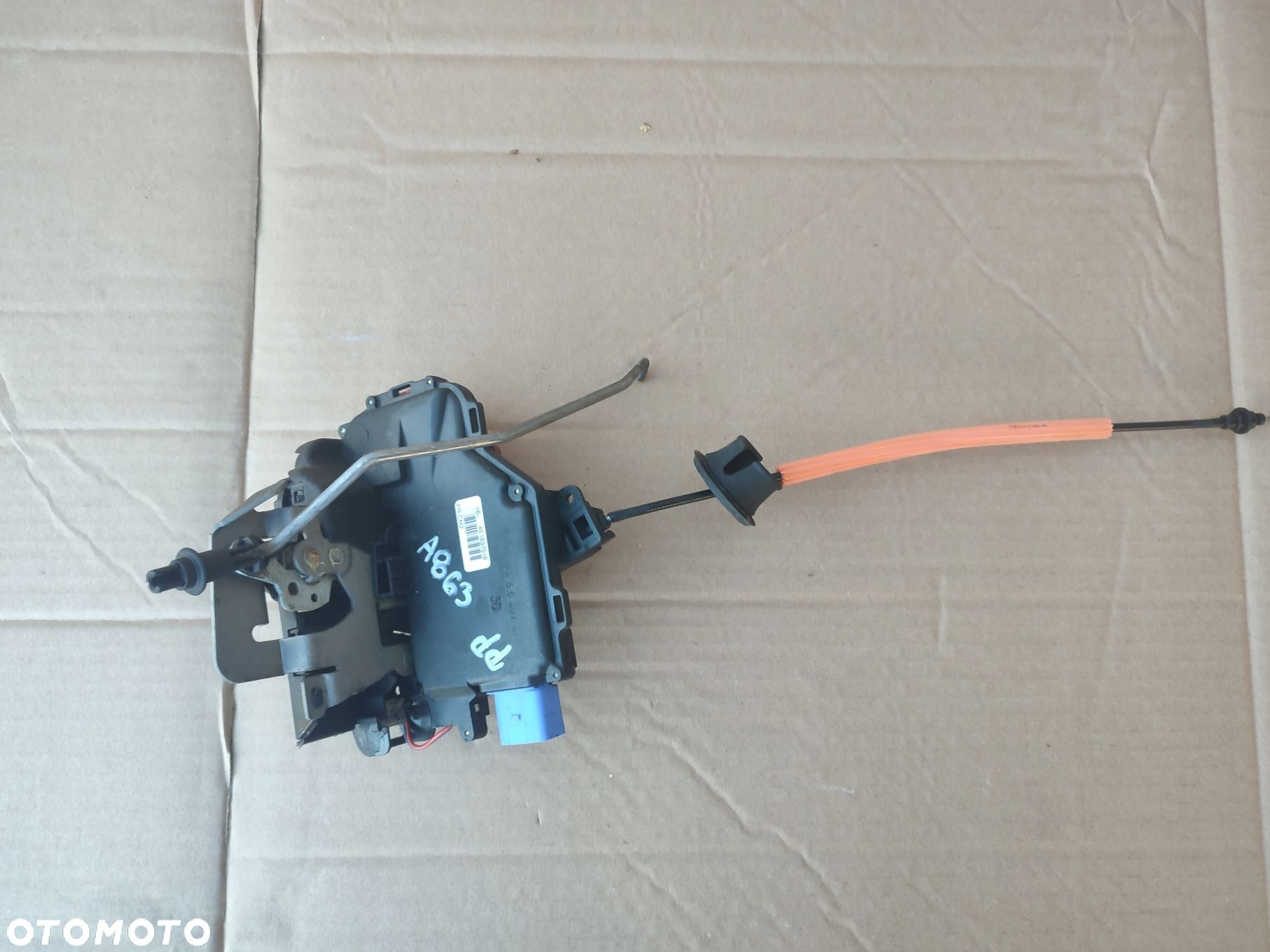 Zamek drzwi prawy przód AUDI A8 D3 EUROPA 7 PIN 4E1837016 - 1