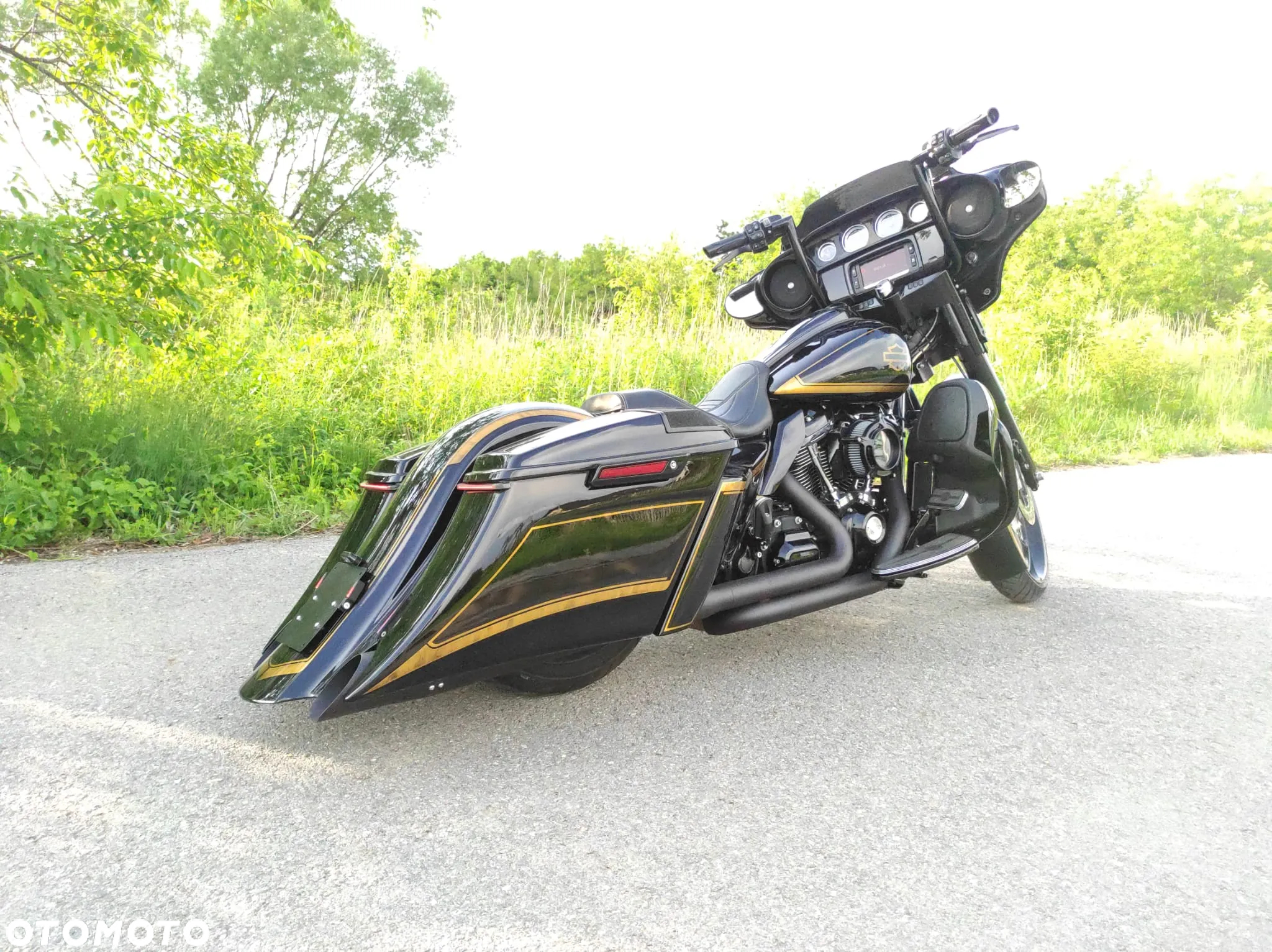 Harley-Davidson Touring Street Glide - 3