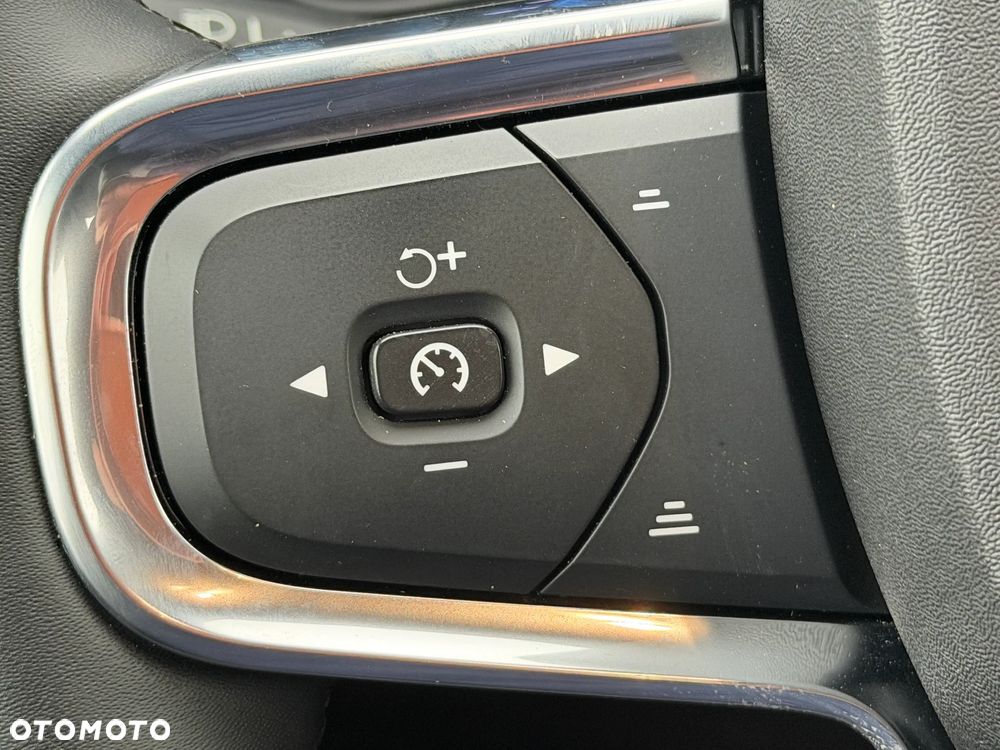 Volvo XC 40 Recharge 69 kWh Single Motor RWD Core - 21