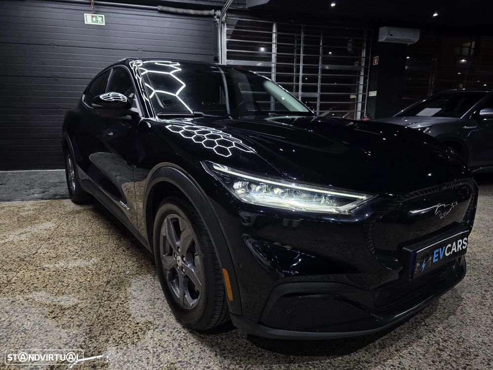 Ford Mustang Mach-E 75.7 kWh Base - 13