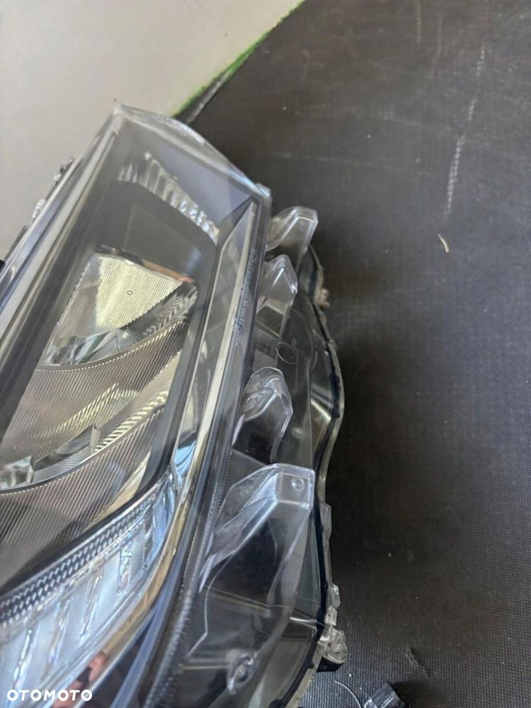 LAMPA PRAWA REFLERTOR PRAWY TOYOTA RAV4 RAV 4 FULL LED BEZ SOCZEWKI IDEALNA - 8