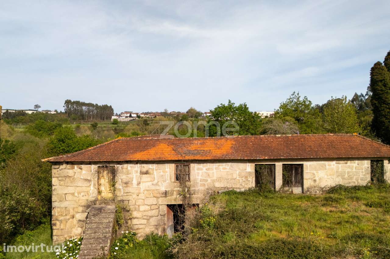 Quinta com 8 Hectares de terreno, em Sobrosa, Paredes - Grande imagem: 2/15