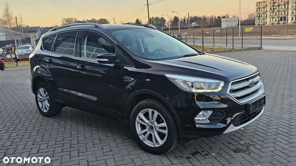 Ford Kuga - 24