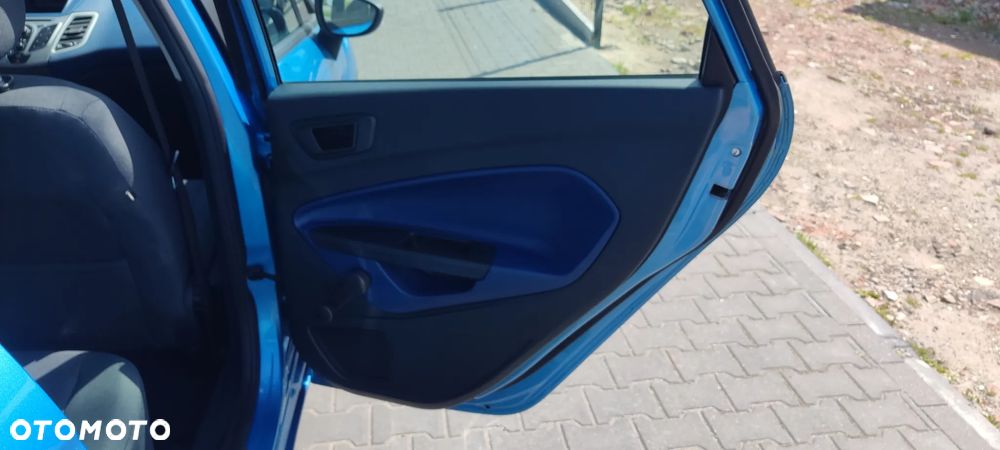 Ford Fiesta 1.25 Ambiente - 27