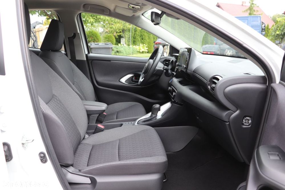 Toyota Yaris 1.5 VVT-i Team Deutschland - 7