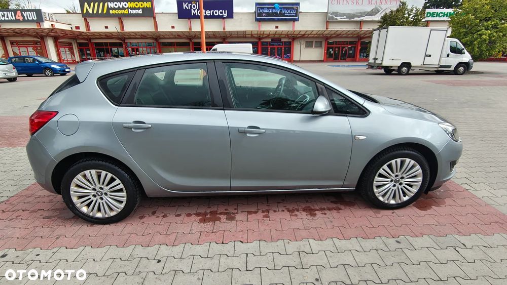 Opel Astra 1.6 Enjoy - 4
