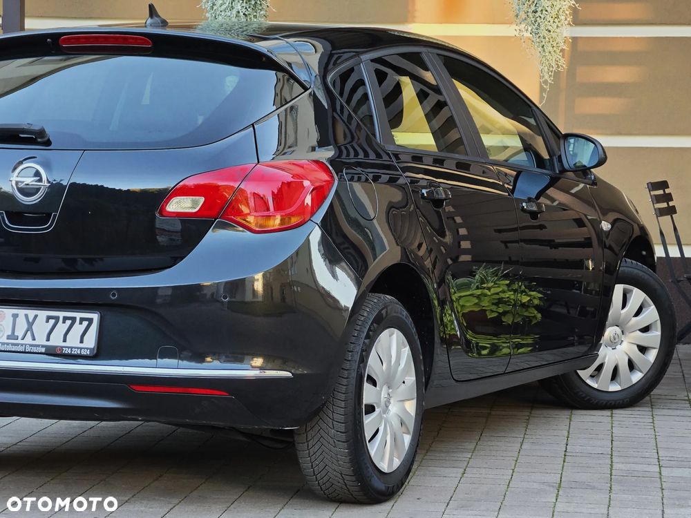 Opel Astra 1.4 T Cosmo EU6 - 25