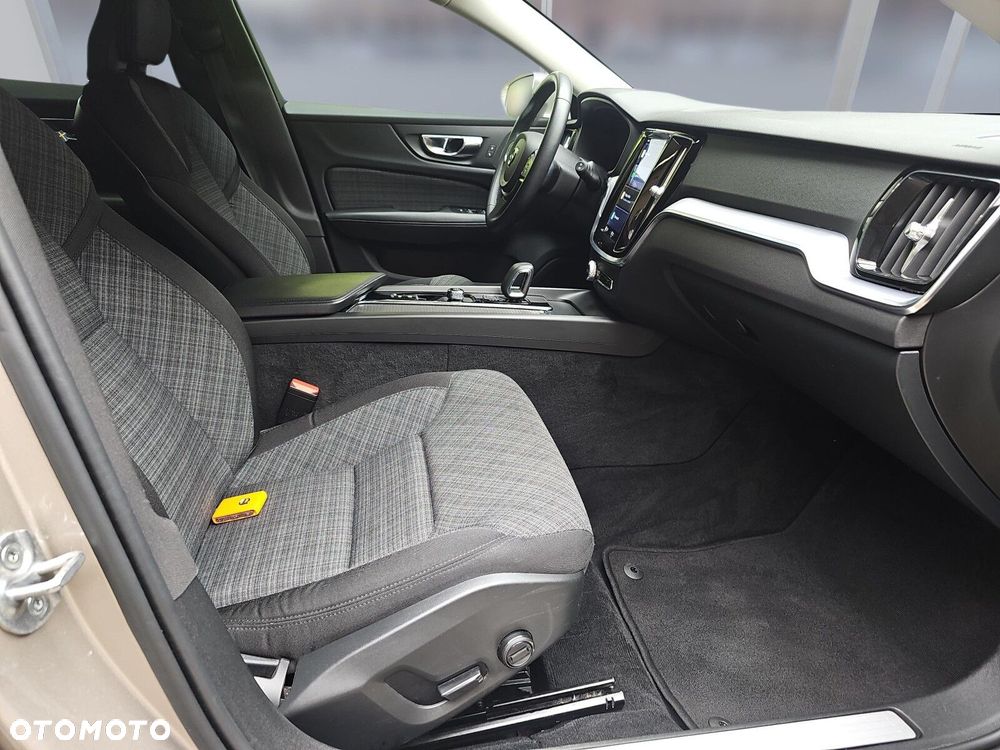 Volvo V60 - 11