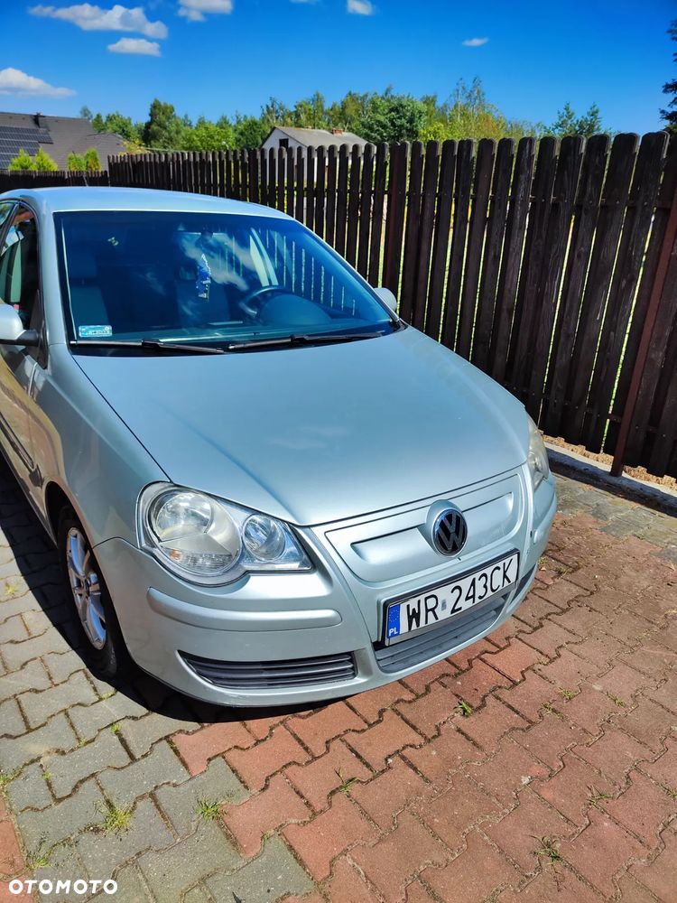 Volkswagen Polo - 1