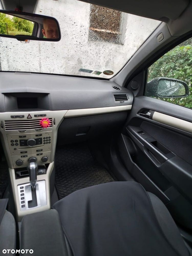 Opel Astra - 2
