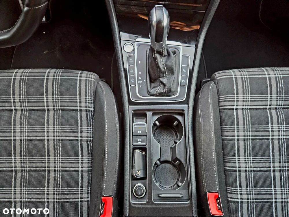 Volkswagen Golf 2.0 TDI BMT GTD DSG - 30