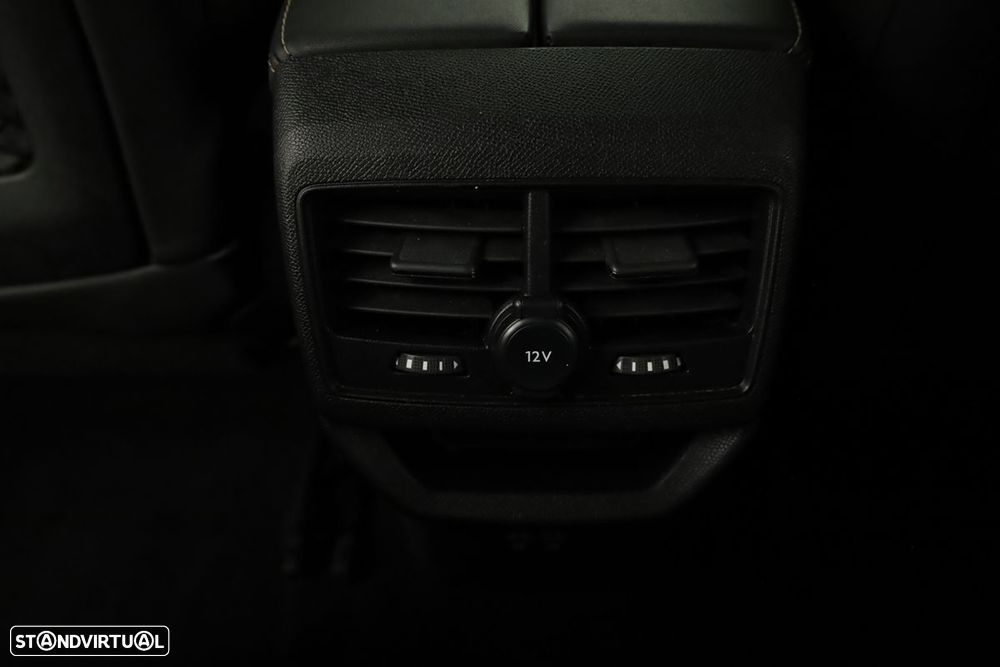 Peugeot 3008 1.2 Hybrid GT e-DCS6 - 24