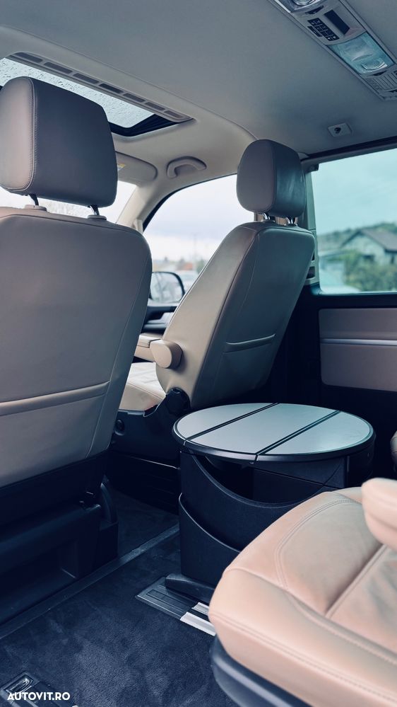Volkswagen Multivan - 7