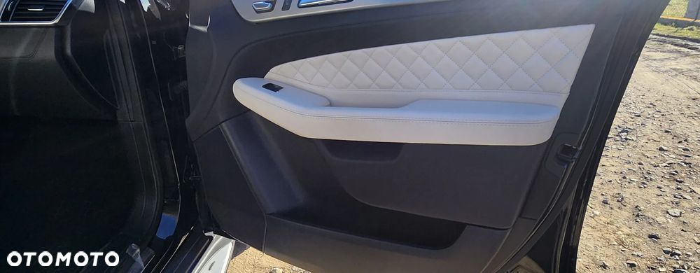 Mercedes-Benz GLE - 20