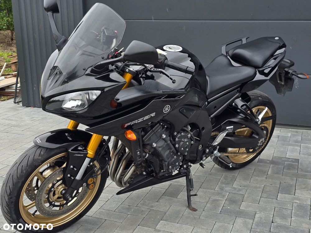 Yamaha FZ8 - 15