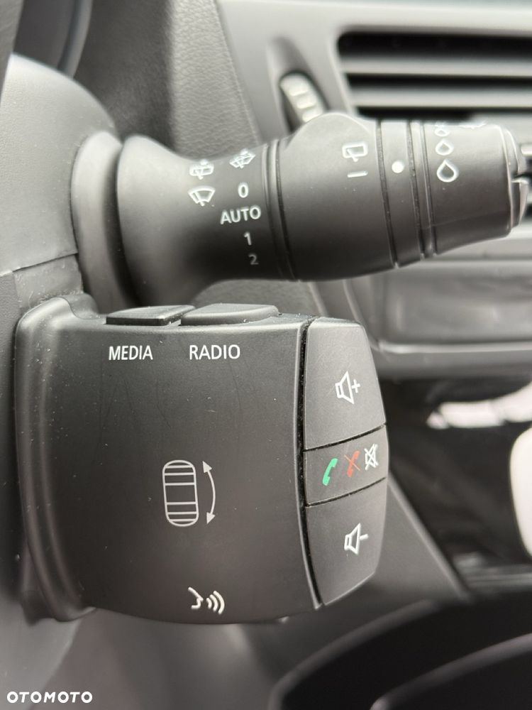 Renault Laguna dCi 110 FAP EDC Bose Edition - 26