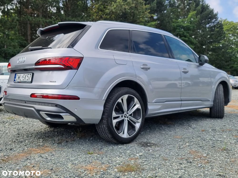 Audi Q7 55 TFSI quattro tiptronic S line - 4